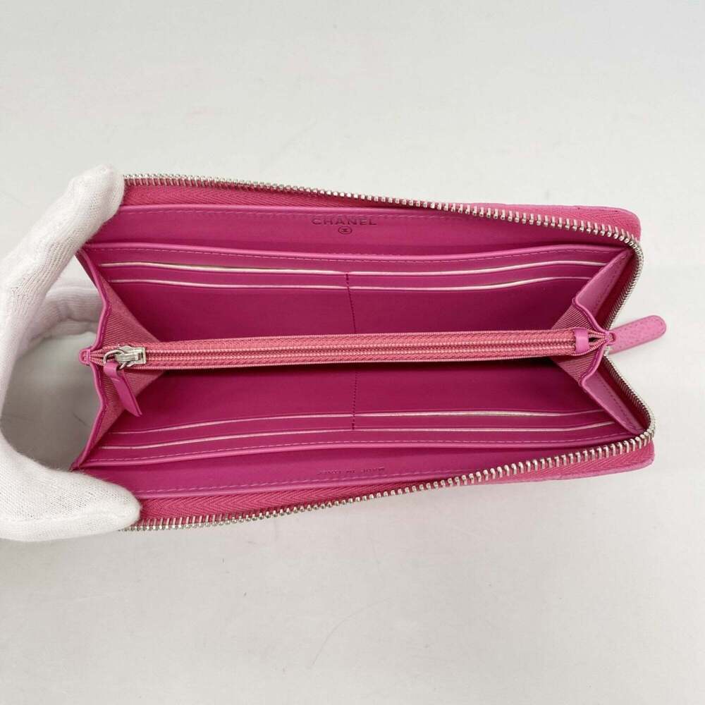 CHANEL Pink Caviar Leather Wallet - Picture 3 of 7